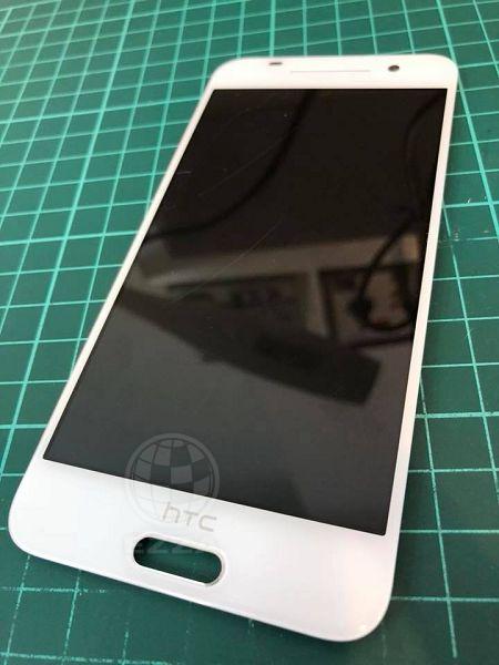 HTC A9摔到沒畫面(947手機維修聯盟 新北新店站)