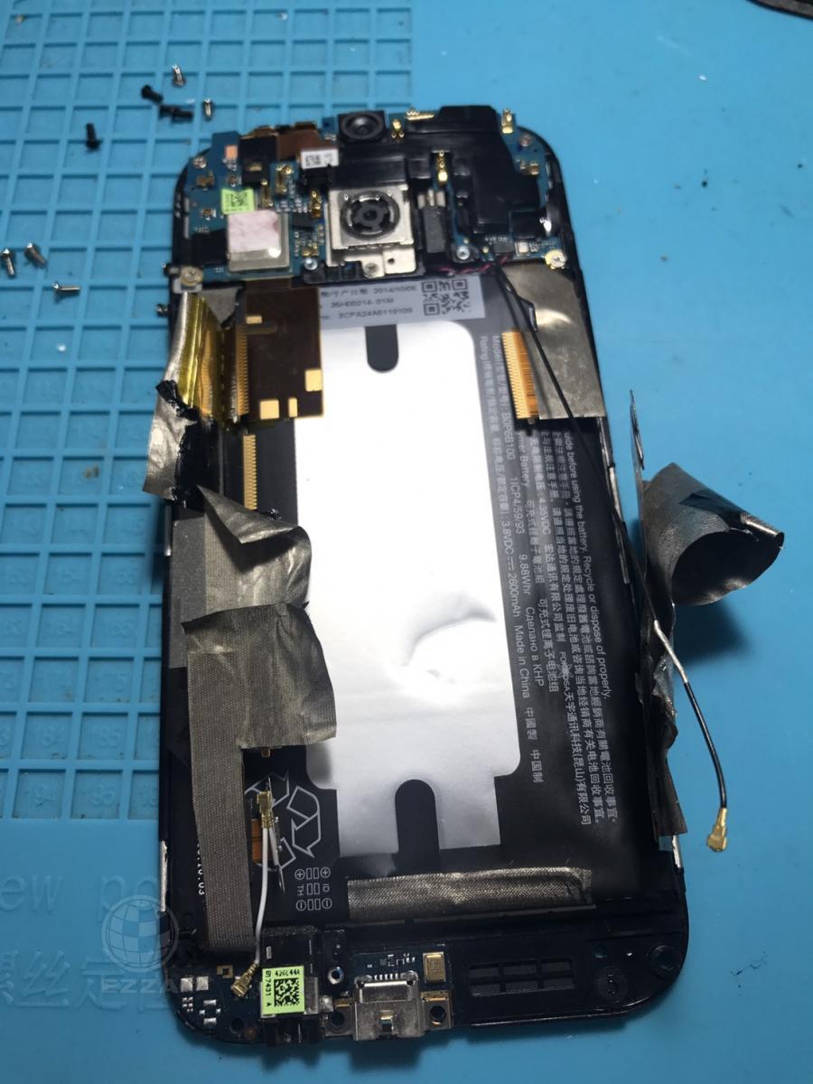 HTC M8電池膨脹(947手機維修聯盟 新北新店站)
