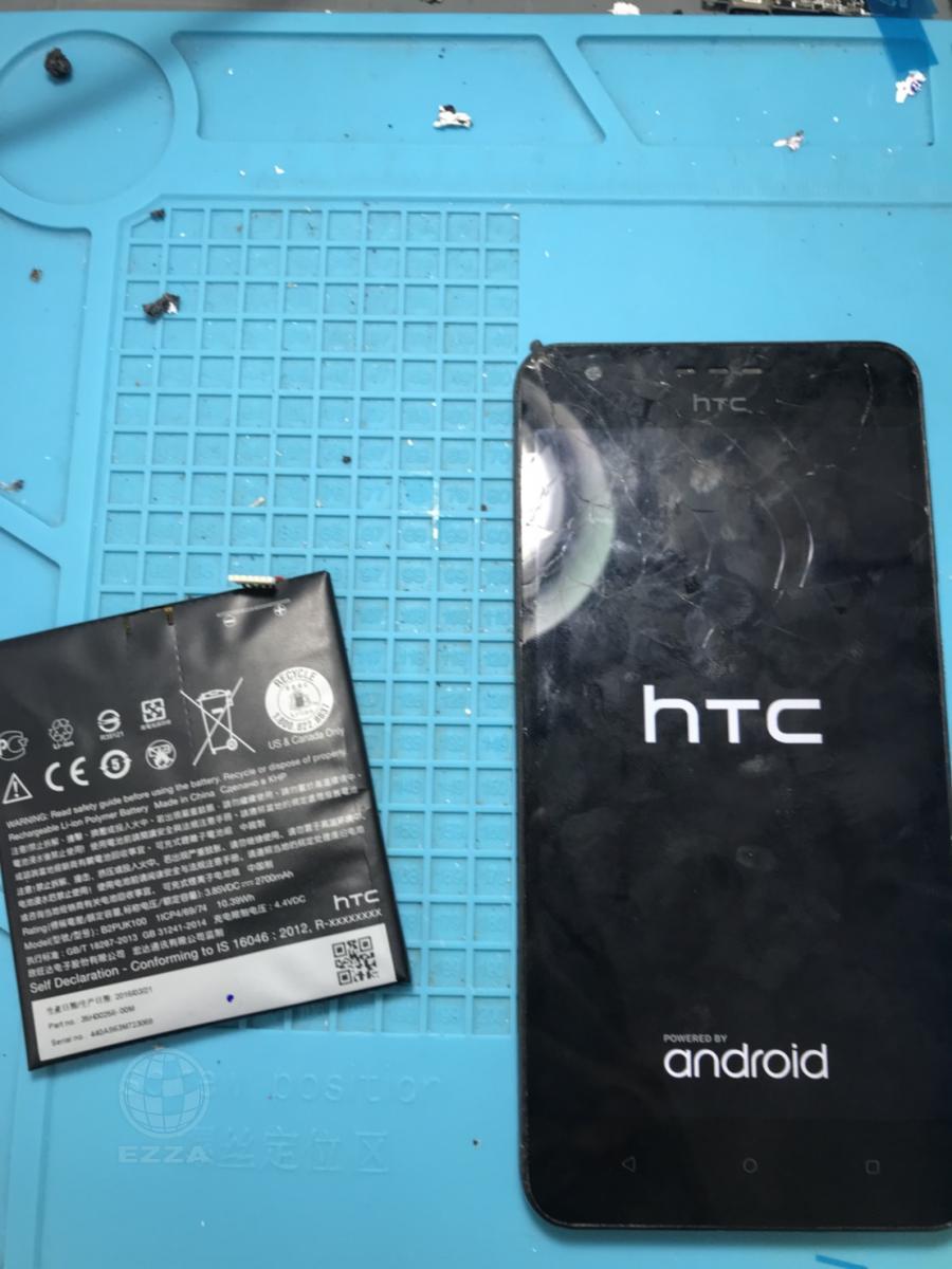 HTC825電池膨脹(947手機維修聯盟 新北新店站)