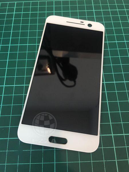 HTC M10更換面板(947手機維修聯盟 新北新店站)