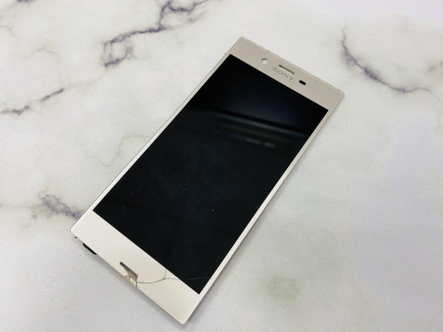 SONY高雄手機維修推薦XZS玻璃破裂 947修手機 -