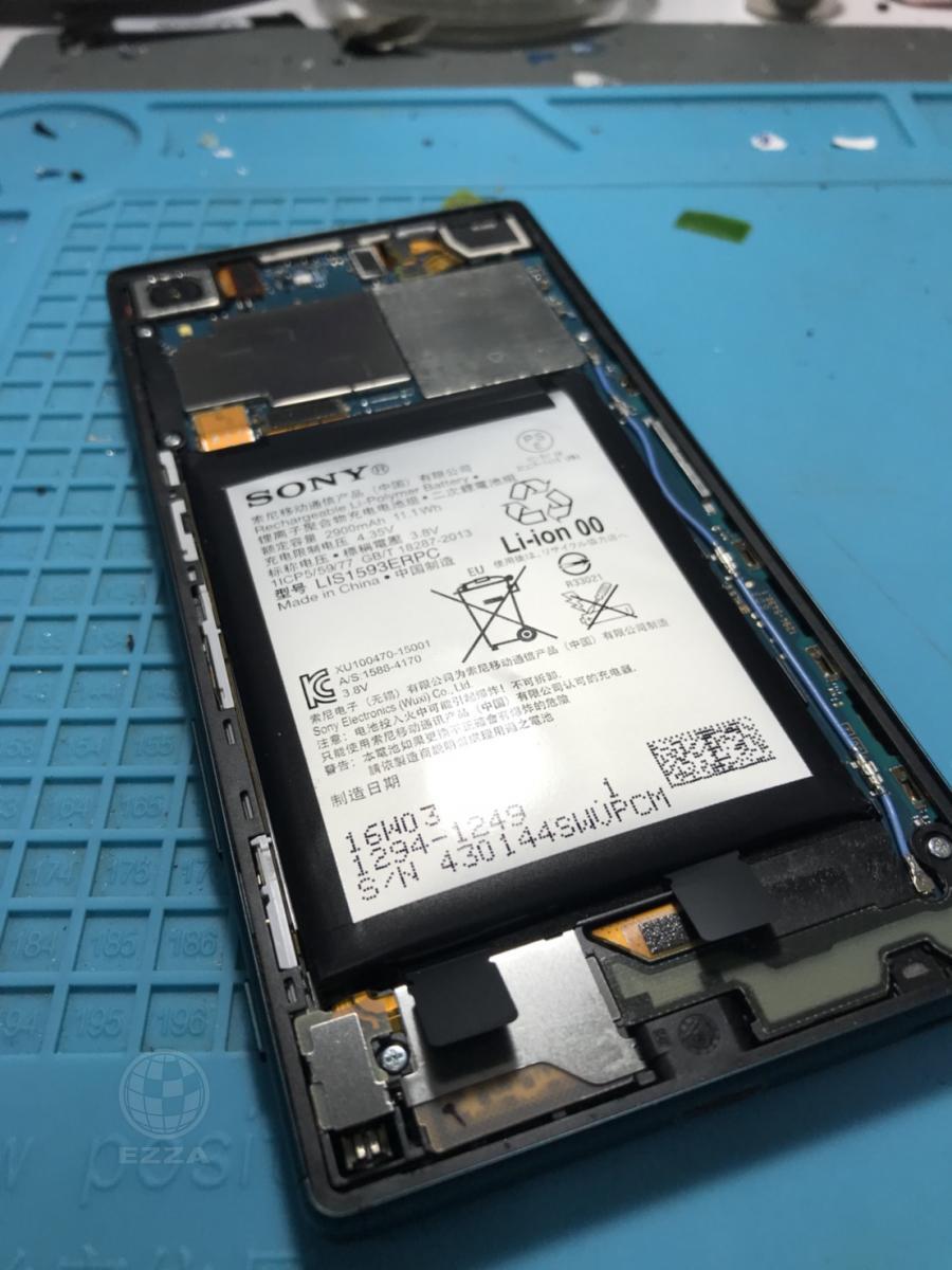 SONY Z5電池膨脹(947手機維修聯盟 新北新店站)