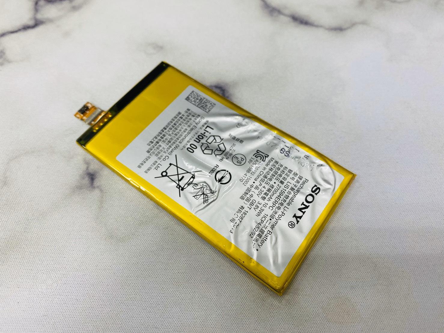 Sony XAu電池膨脹(947手機維修聯盟 新北新店站)