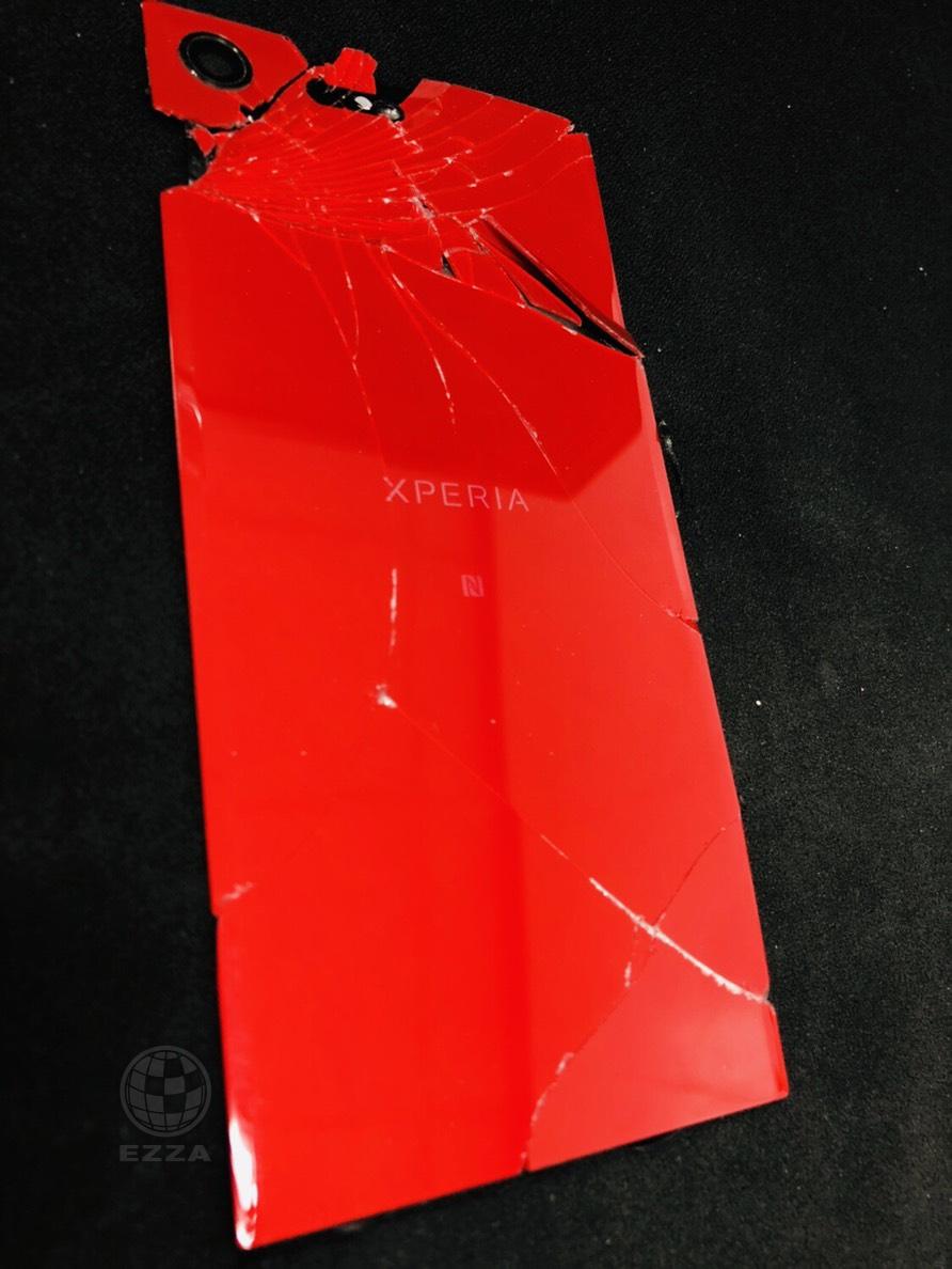 Sony XZ Premium背蓋破裂(947手機維修聯盟 
