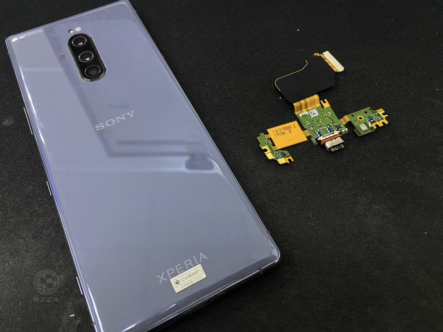 SONY高雄手機維修推薦Xperia 1無法充電  947修