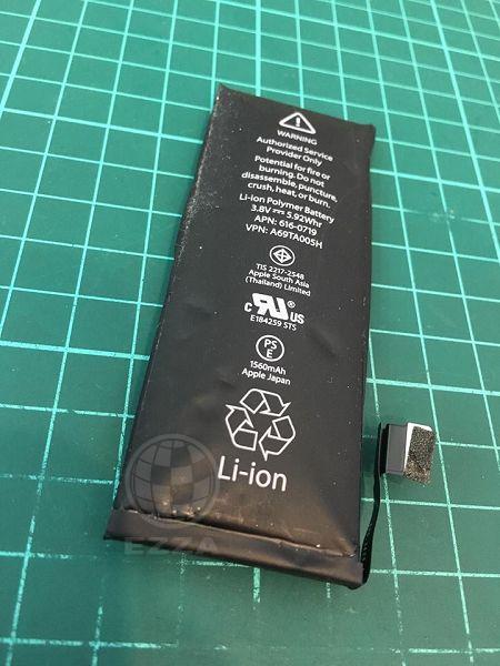 iphone5s電池膨脹(947手機維修聯盟 新北新店站)