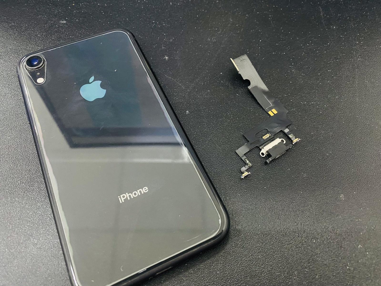 IPHONE XR更換尾插(947手機維修聯盟 新北新店站)