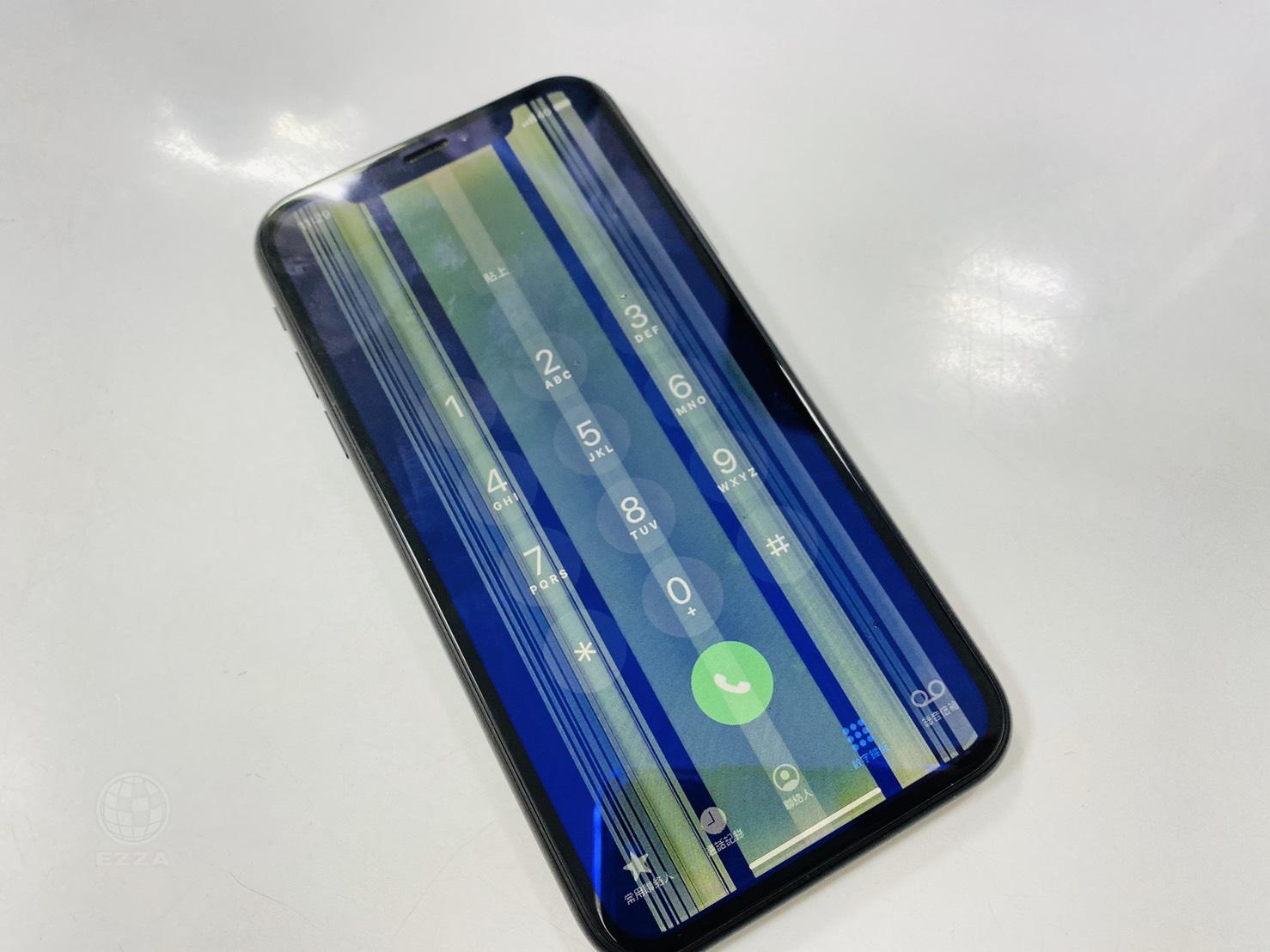 IPHONE XR面板受潮(947手機維修聯盟 新北新店站)