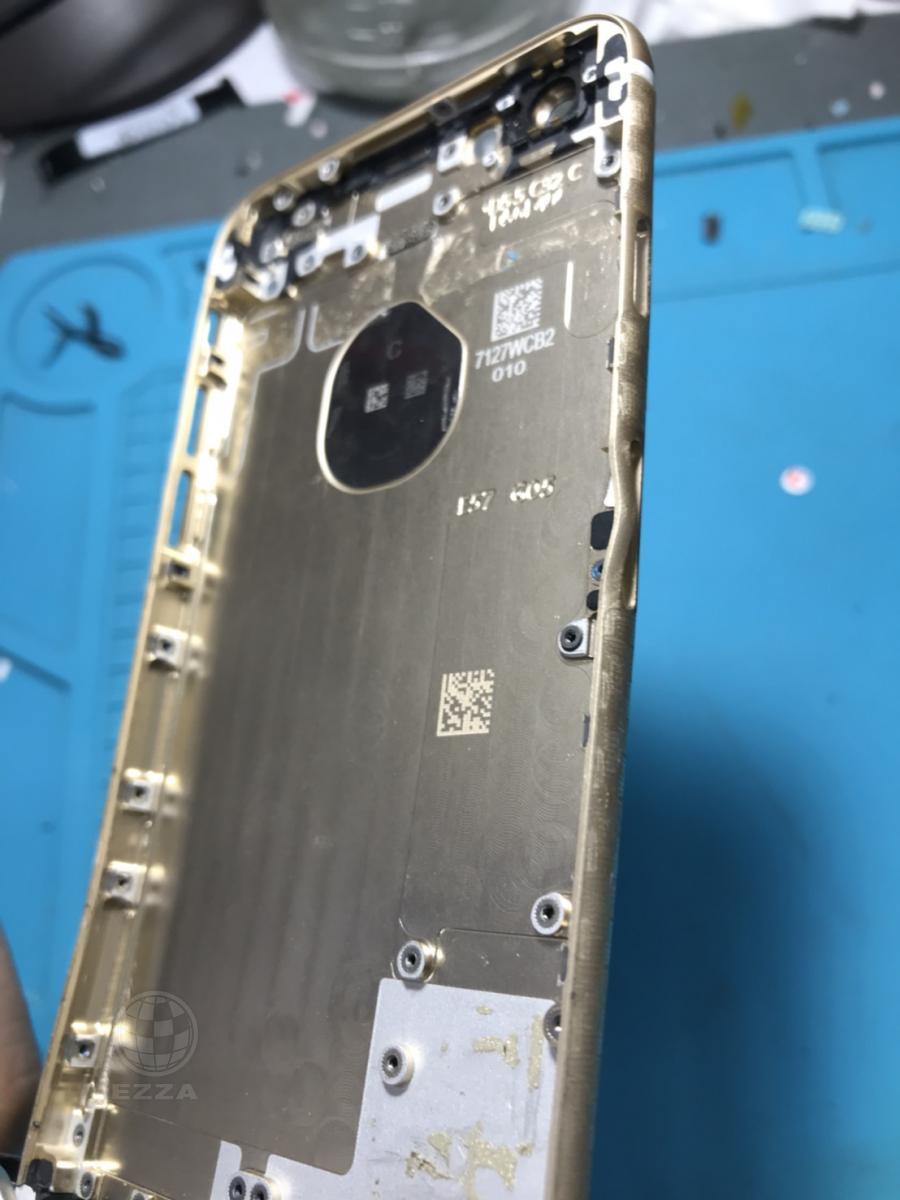 IPHONE6背殼變形(947手機維修聯盟 新北新店站)