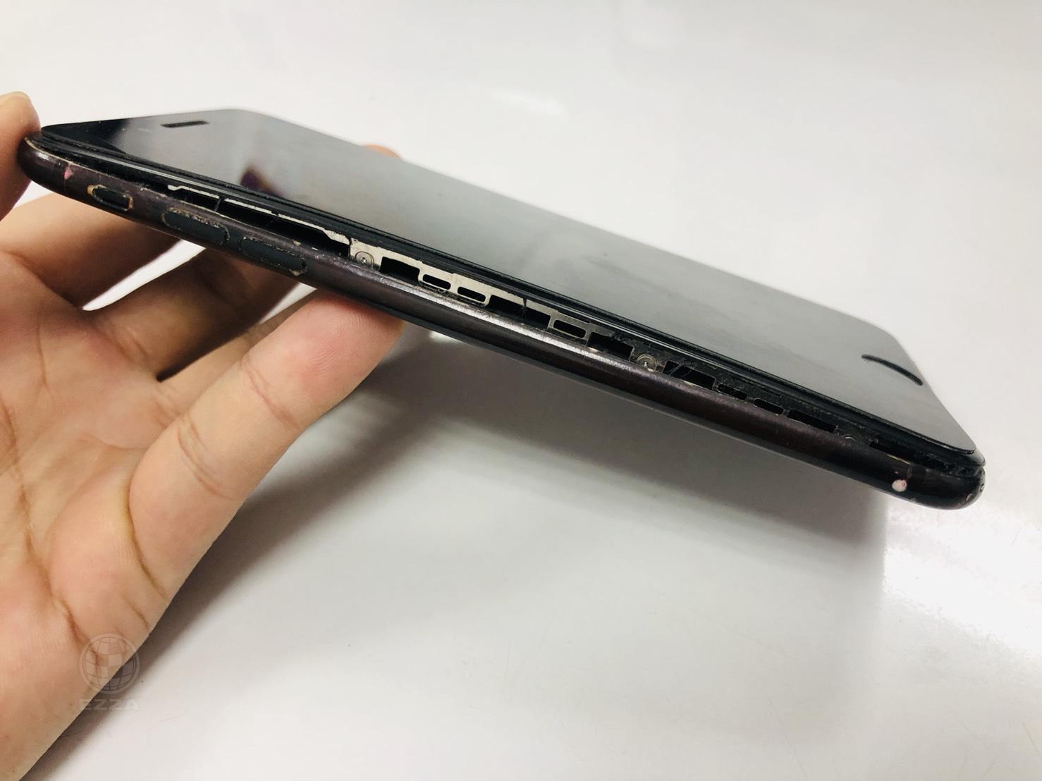 IPHONE高雄手機維修推薦i7+電池膨脹   947修手機