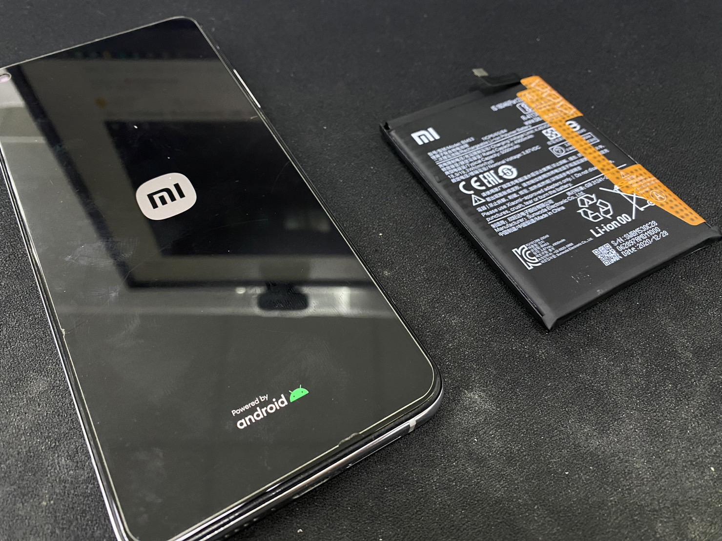 小米高雄手機維修推薦10T Pro電池膨脹 947修手機 